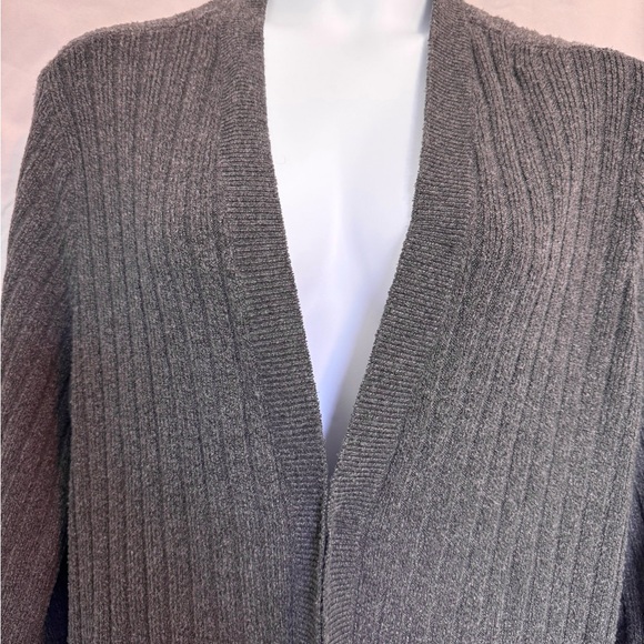 Lane Bryant plus size Open Front Cardigan Sweater. Charcoal Gray. Size 26/28. - Picture 2 of 8